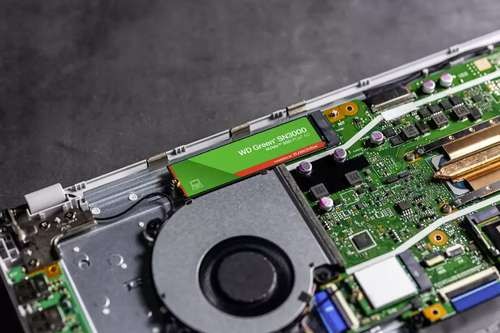 SANDISK WD Green SN3000 NVMe 1TB WDS100T4G1E-00CPS0