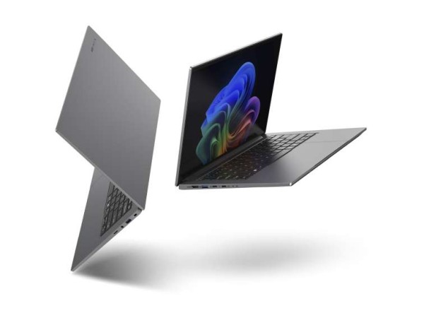 ACER Swift X 14 AI OLED SFX14-61G-R6Q6 36,8cm (14,5") Ryzen AI 9 365 32GB 2 NX.JA9EG.007