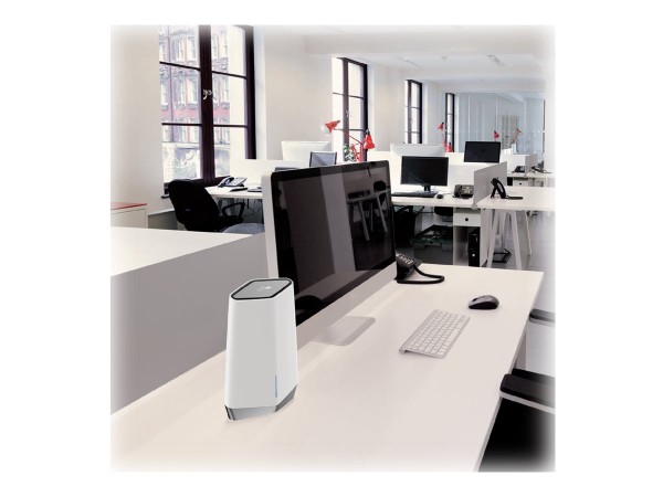 NETGEAR Orbi Pro WiFi 6 Business-Tri-Band-Mesh-AX6000-System mit 1 Router u SXK80-100EUS