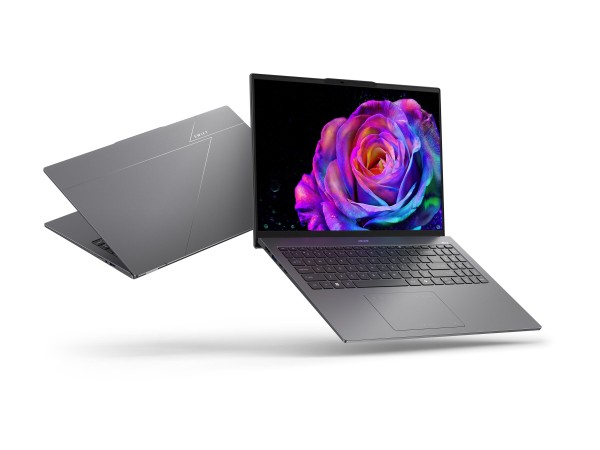 ACER Swift Go 16 OLED (SFG16-73-50V6) 40,6cm (16") Ultra 5 225H 16GB 512GB NX.JDDEG.001