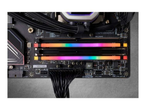 CORSAIR TUF Vengeance RGB Pro Schwarz 32GB Kit (2x16GB) CMW32GX4M2E3200C16-TUF